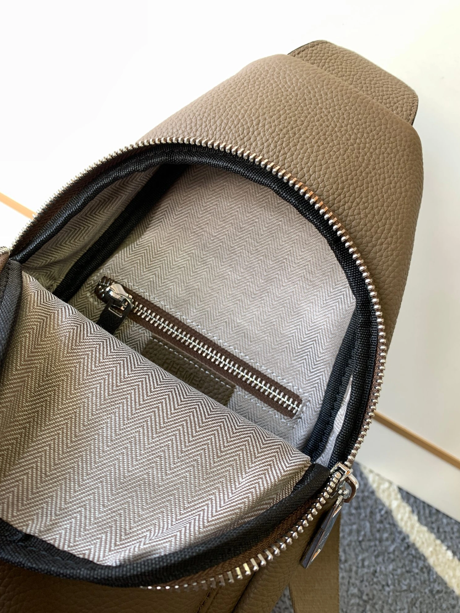 WellDesigned 9789 Hermes AAA Man Messenger Bags