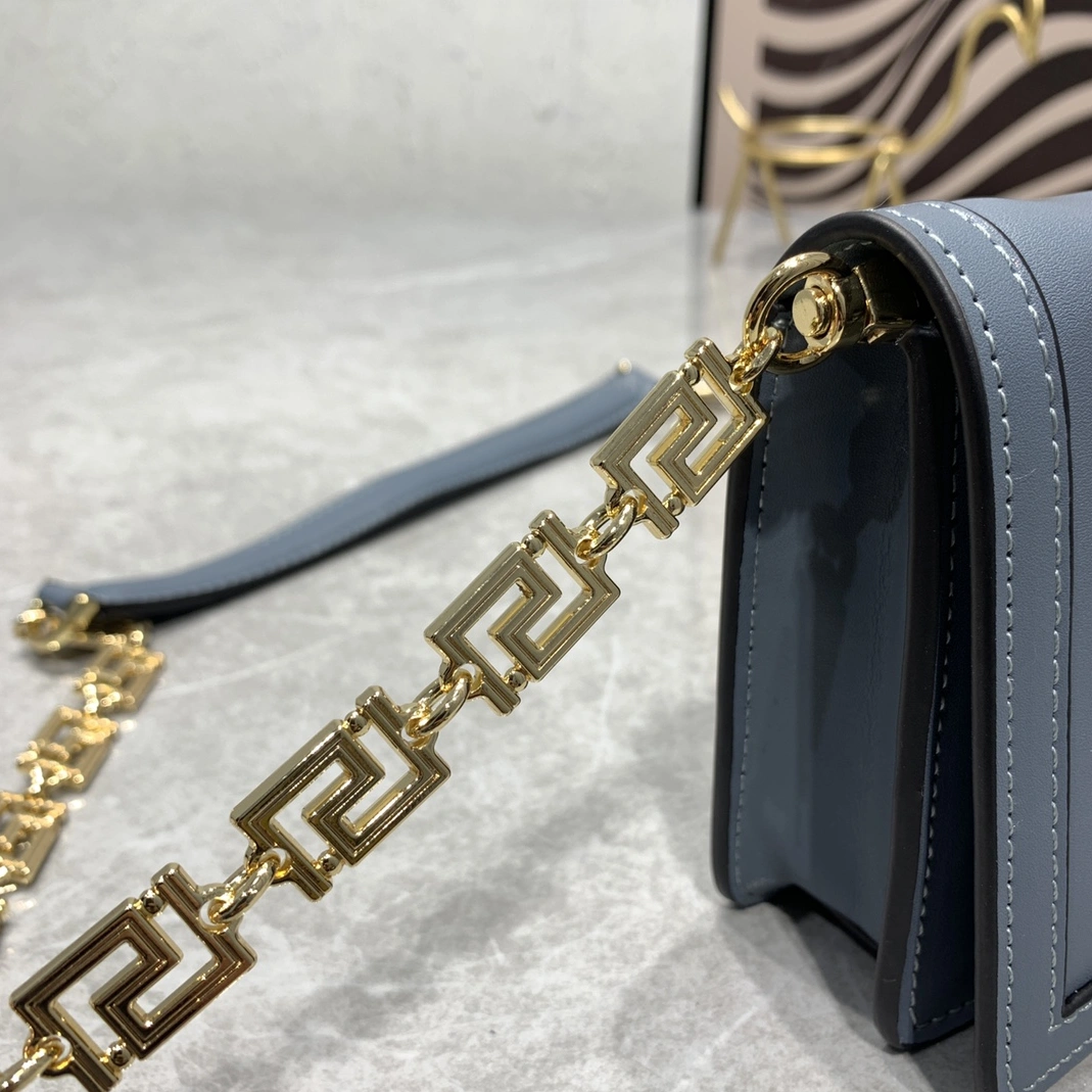 WellDesigned 9820 Versace AAA Quality Messenger Bags For Women