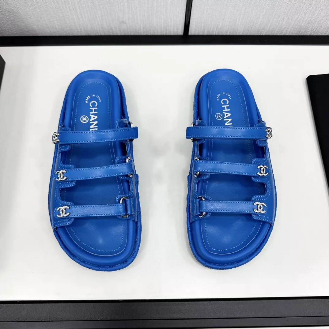 WellDesigned 992 Chanel Slippers For Women
