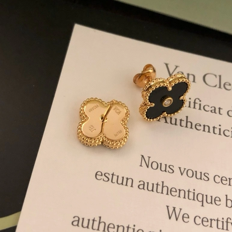 WellDesigned 9920 Van Cleef & Arpels Jewelry Set For Women