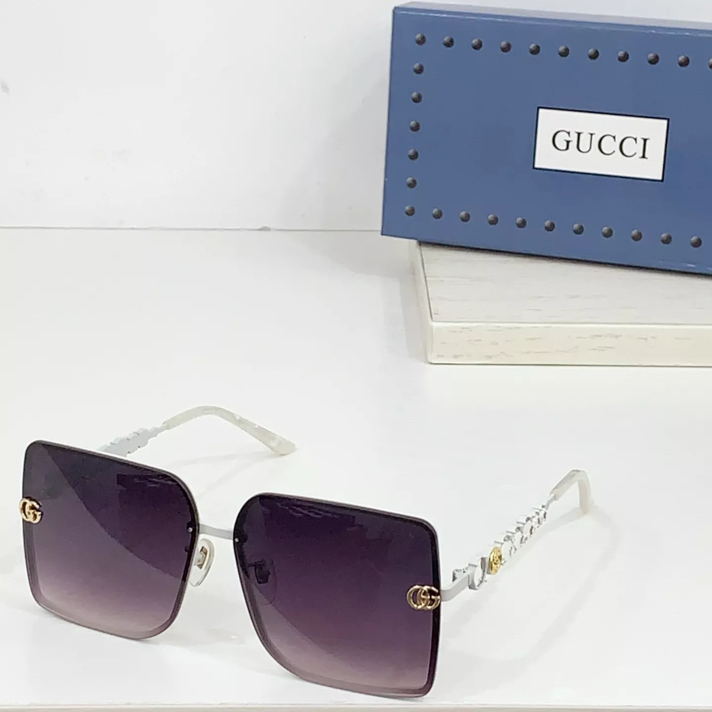 WellDesigned 9945 Gucci AAA Quality Sunglasses