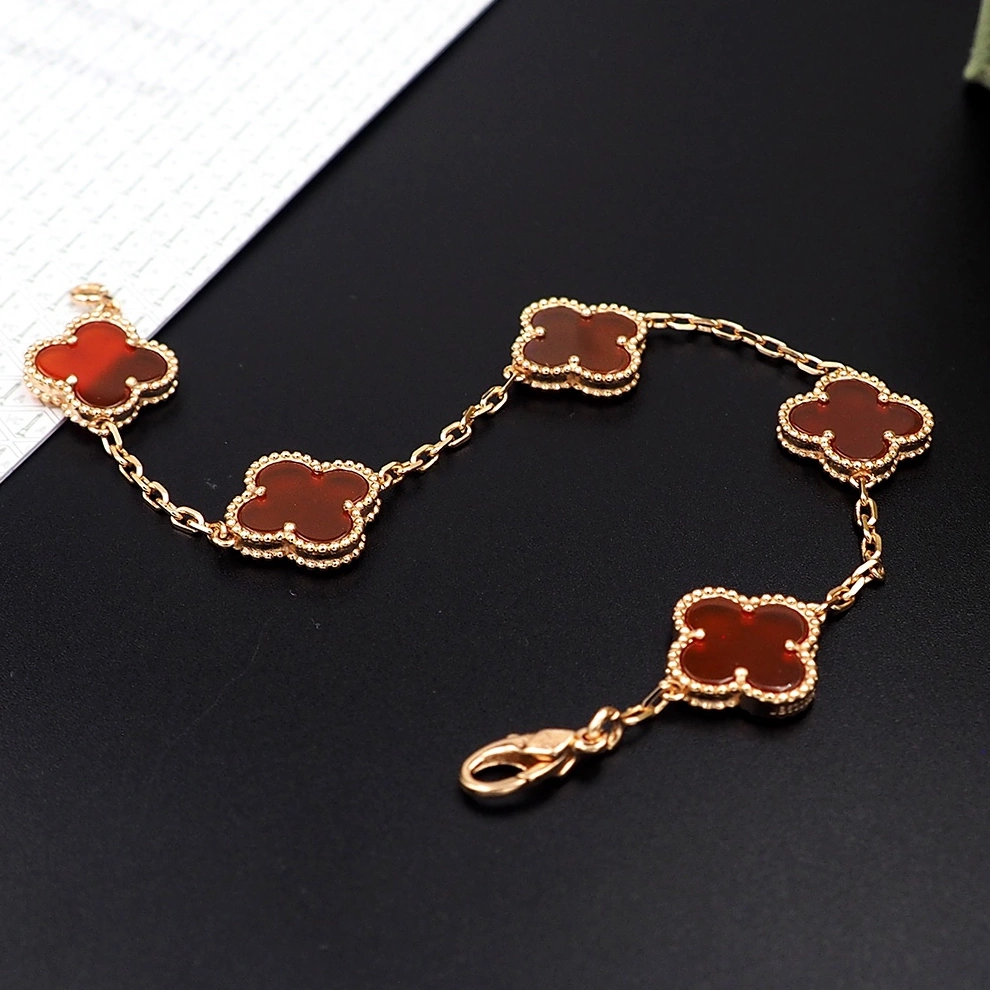 WellDesigned 9992 Van Cleef & Arpels Jewelry Set For Women