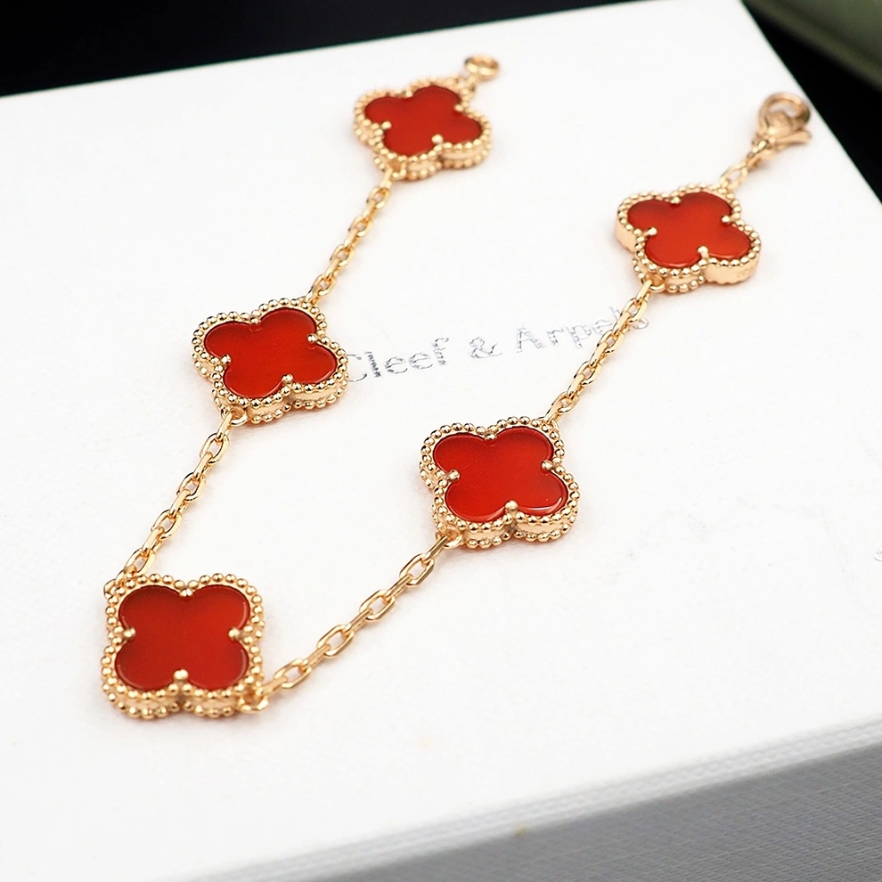 WellDesigned 9992 Van Cleef & Arpels Jewelry Set For Women