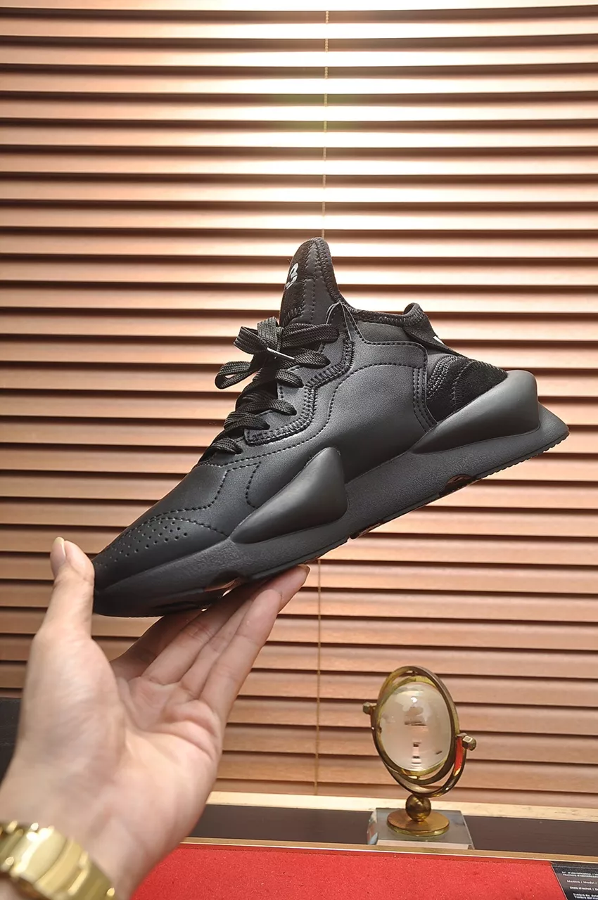 Y-3 Casual Shoes For Men EyeCatching 7042