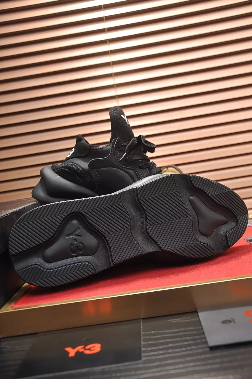 Y-3 Casual Shoes For Men EyeCatching 7042