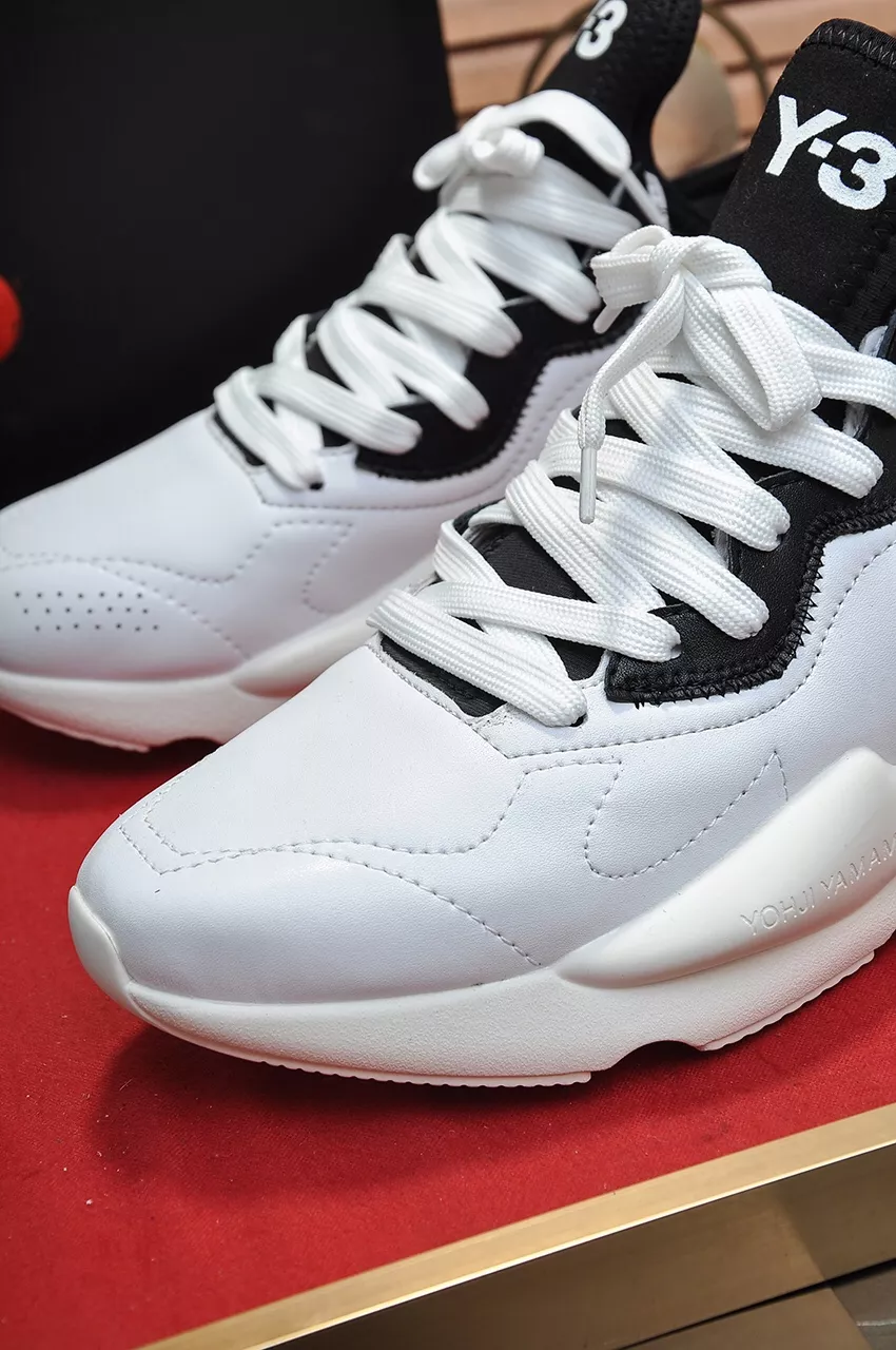 Y-3 Casual Shoes For Men Minimalist 9008