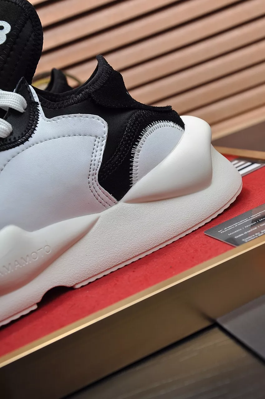 Y-3 Casual Shoes For Men Minimalist 9008