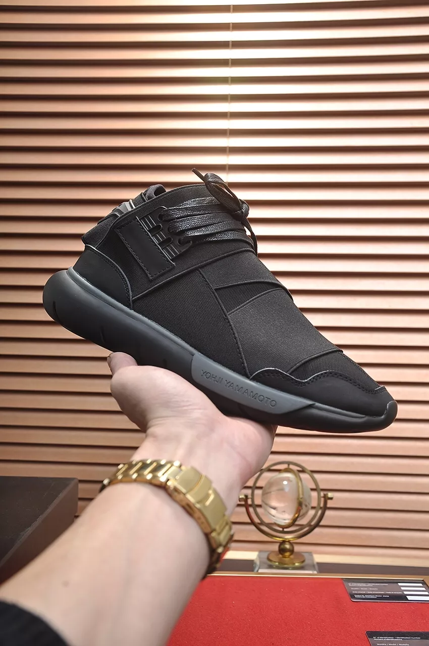 Y-3 Casual Shoes For Men Vibrant 3605