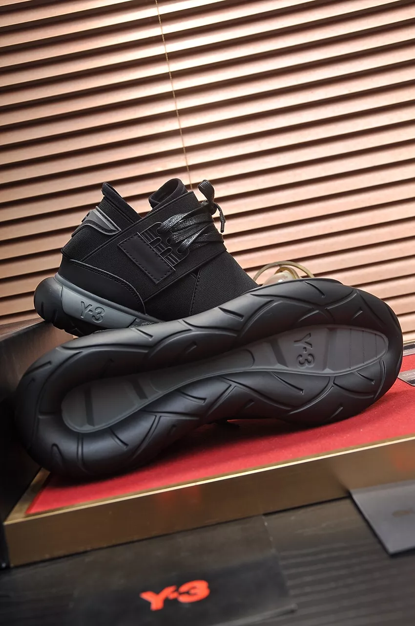 Y-3 Casual Shoes For Men Vibrant 3605