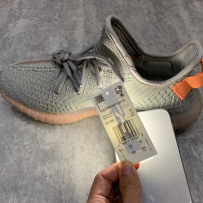 Yeezy Casual Shoes For Women Fashionable 5264