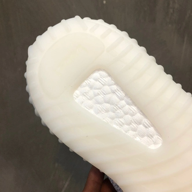 Yeezy Casual Shoes For Women Trendsetting 8570