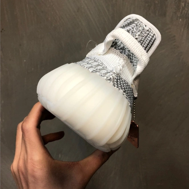 Yeezy Casual Shoes For Women Trendsetting 8570