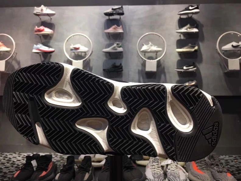 Yeezy Shoes For Men Elegant 7559