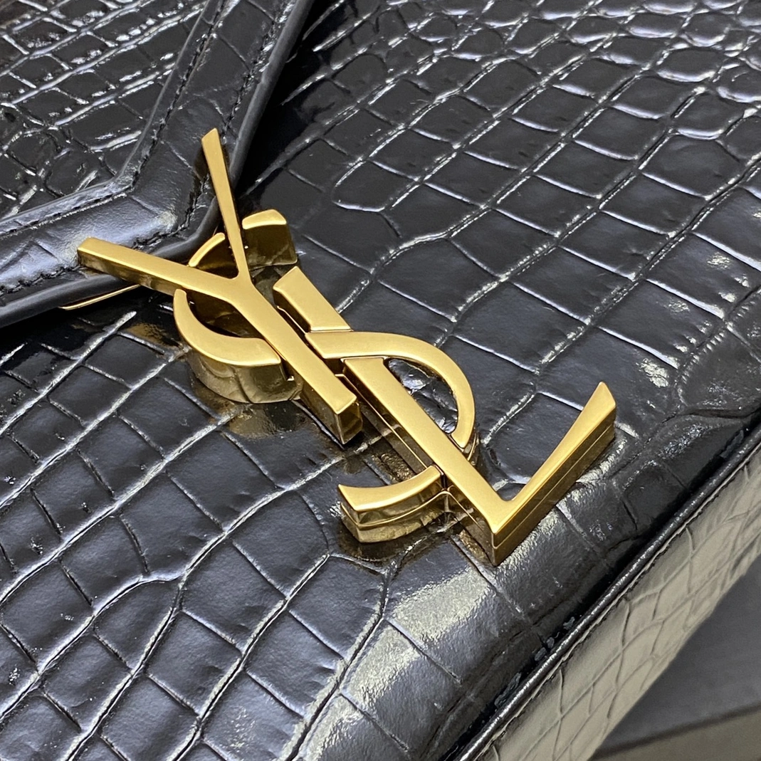 Yves Saint Laurent AAA Quality Handbags For Women Comfortable 3005