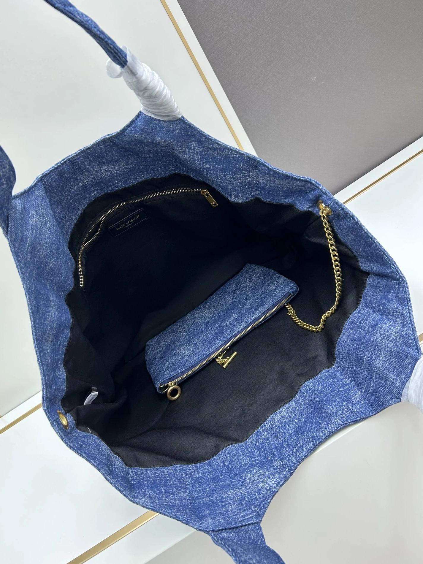 Yves Saint Laurent AAA Quality Handbags For Women Durable 1617