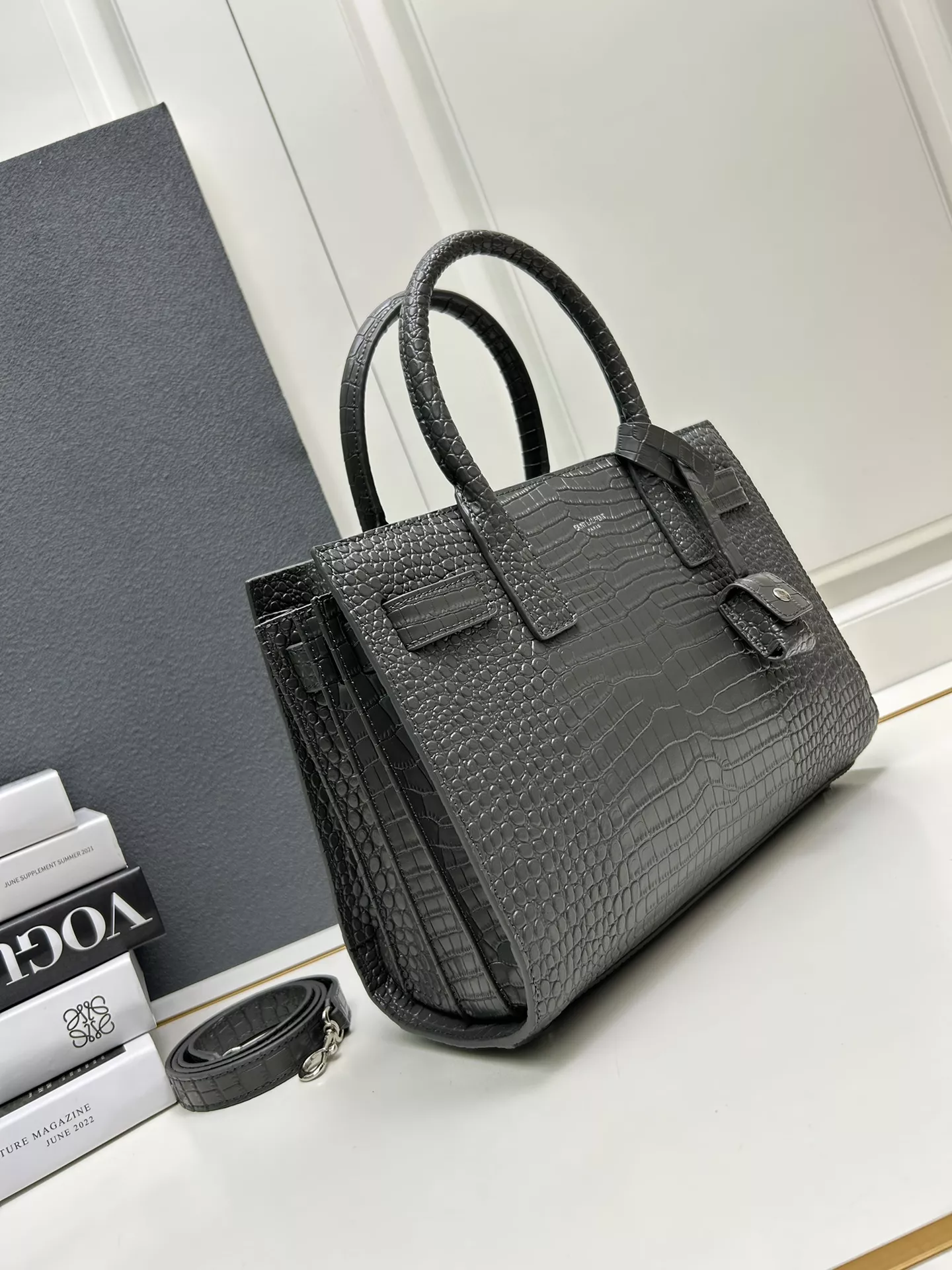 Yves Saint Laurent AAA Quality Handbags For Women EasyMatch 445