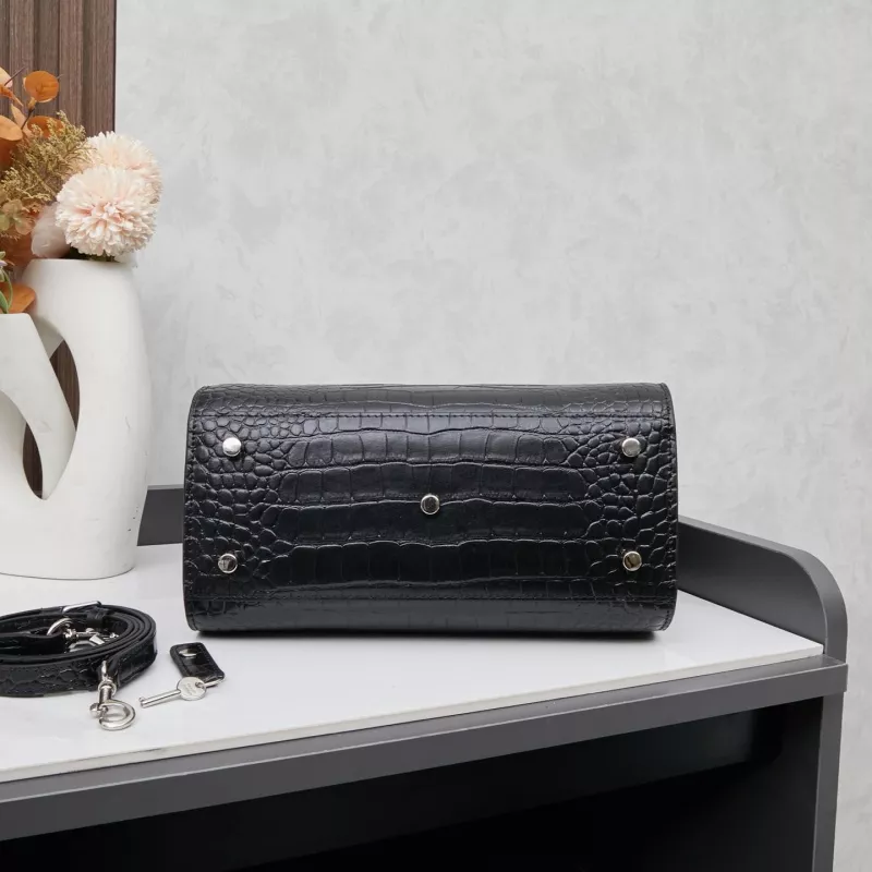 Yves Saint Laurent AAA Quality Handbags For Women Soft 497