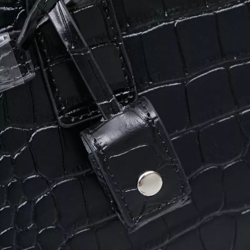 Yves Saint Laurent AAA Quality Handbags For Women Soft 497