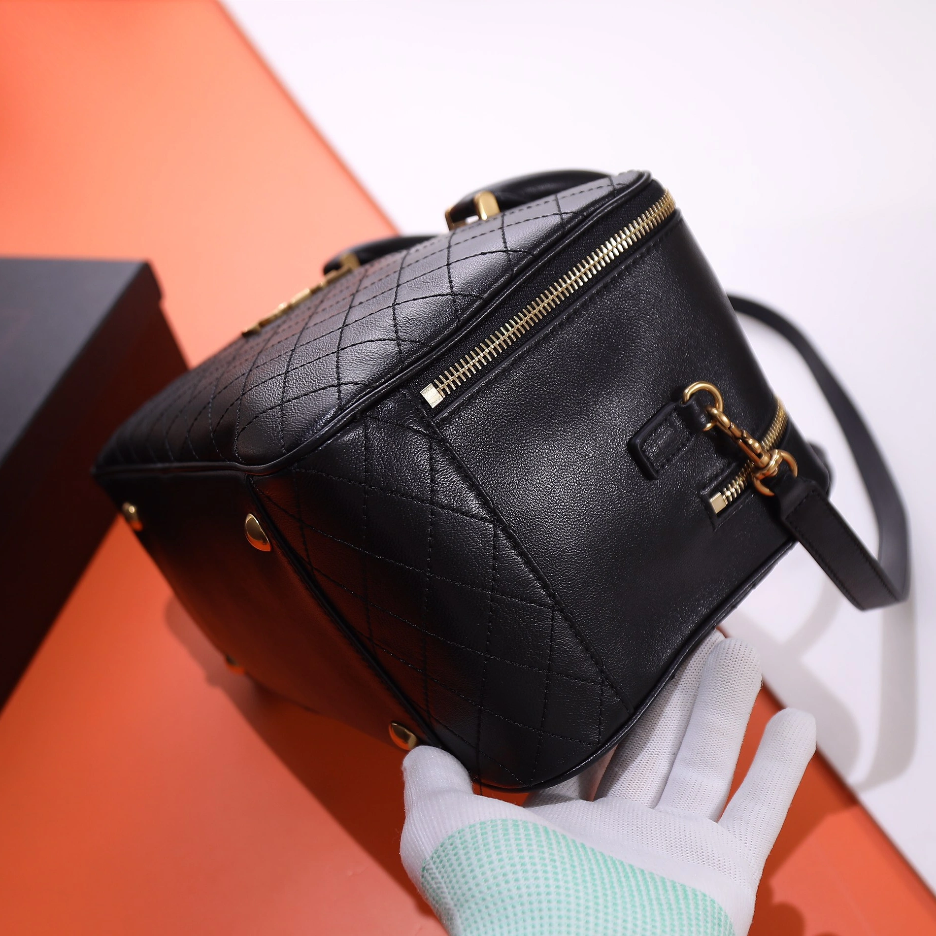 Yves Saint Laurent AAA Quality Handbags For Women SportInspired 4473