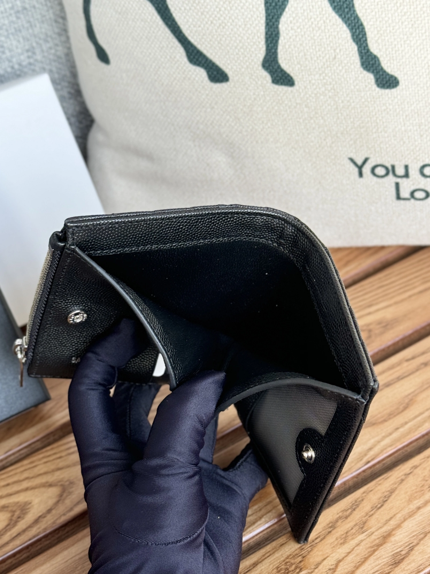 Yves Saint Laurent AAA Quality Wallets Breathable 9580