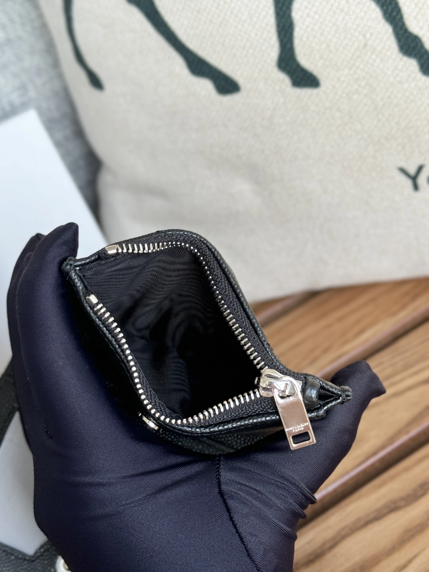 Yves Saint Laurent AAA Quality Wallets Breathable 9580