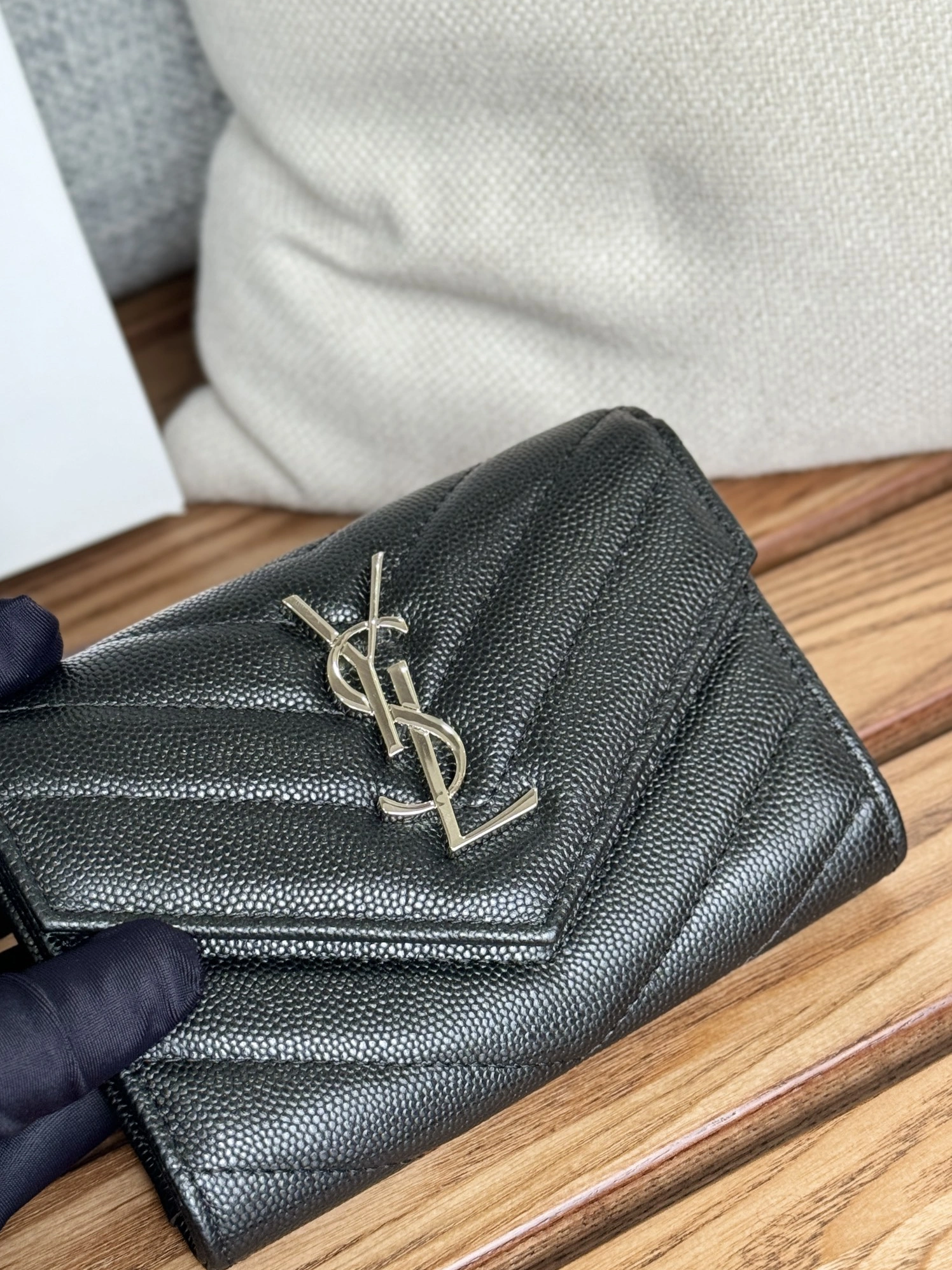 Yves Saint Laurent AAA Quality Wallets Classic 3222