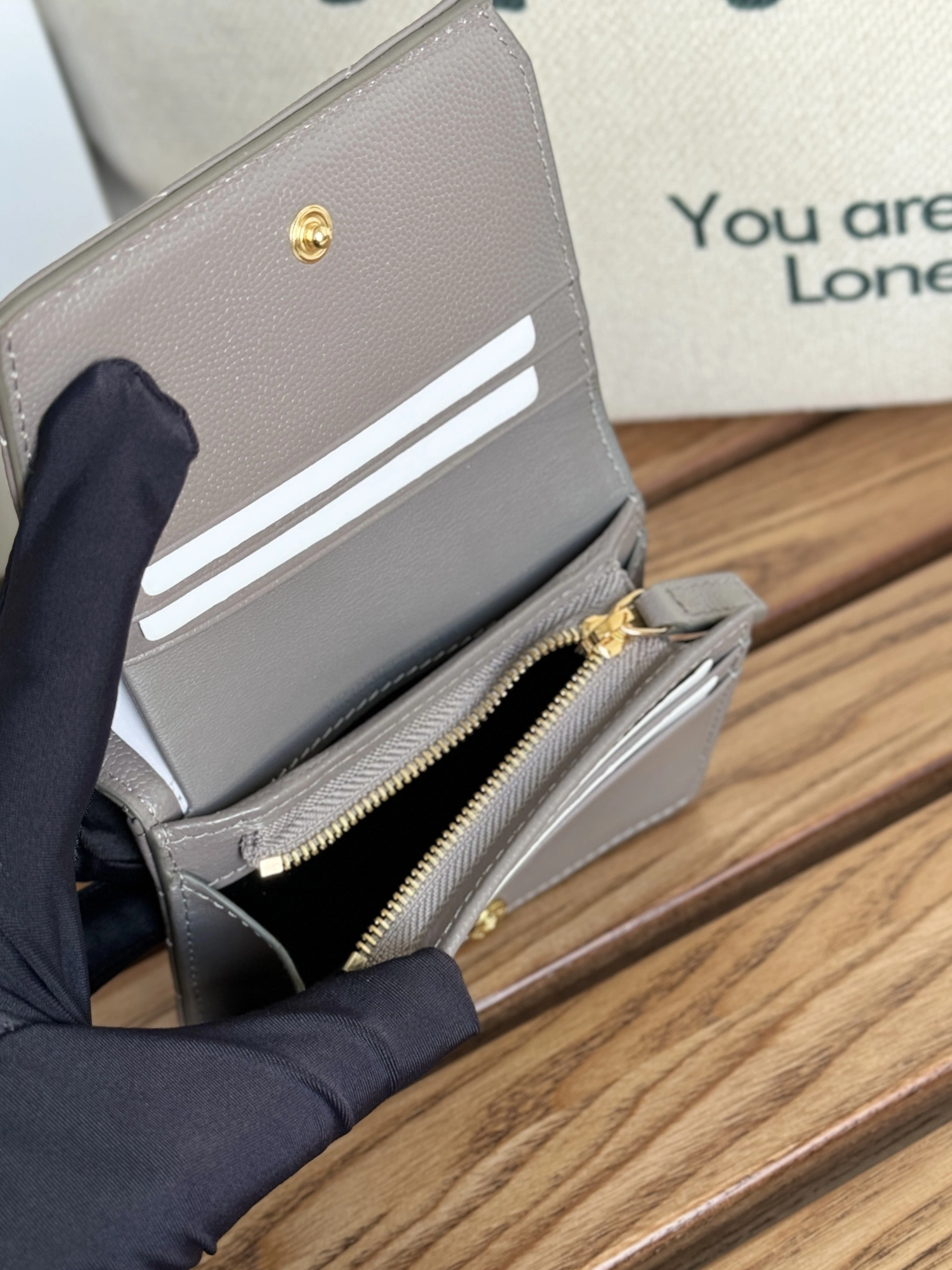 Yves Saint Laurent AAA Quality Wallets Flexible 1230