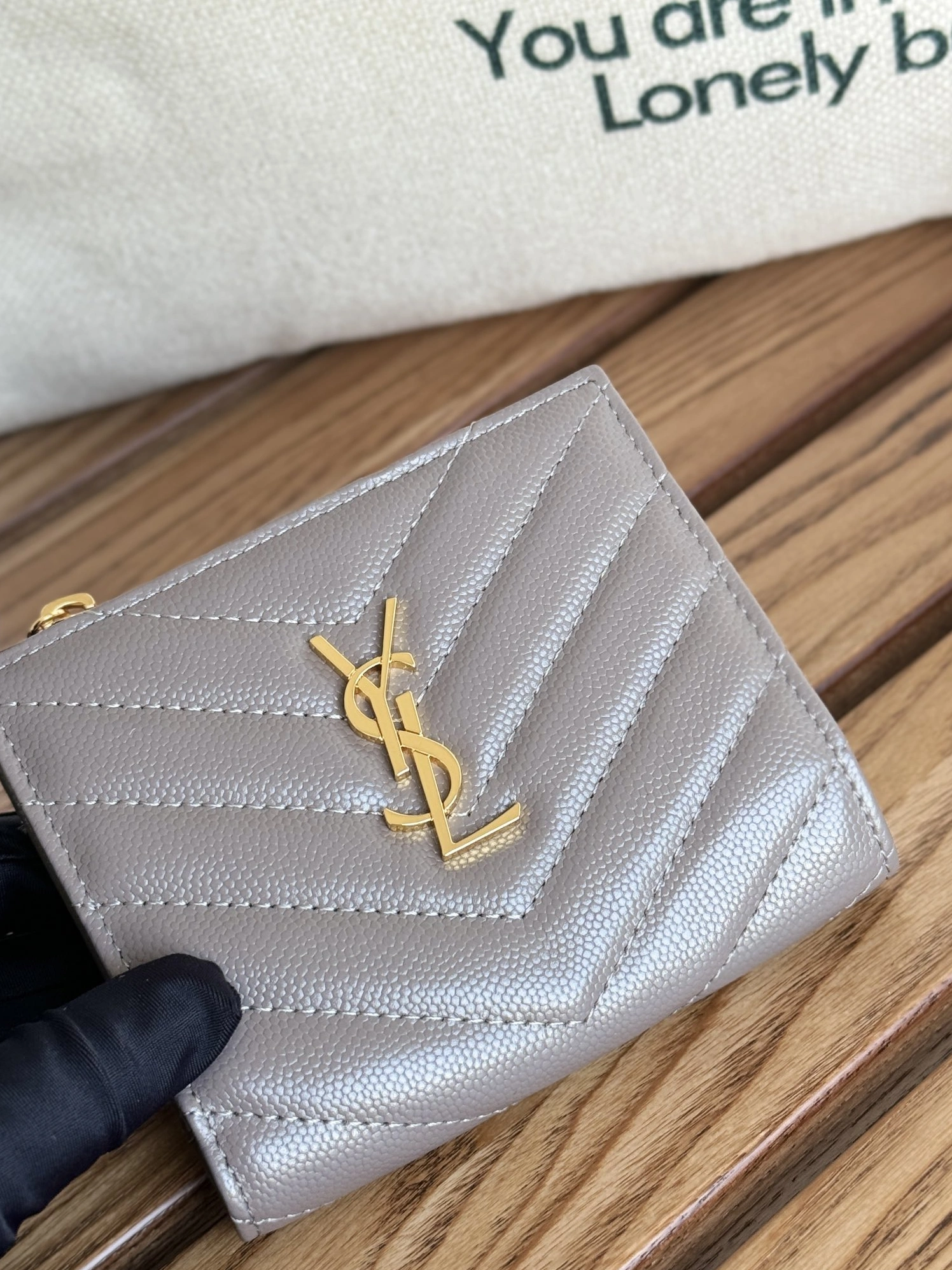 Yves Saint Laurent AAA Quality Wallets StreetReady 1350