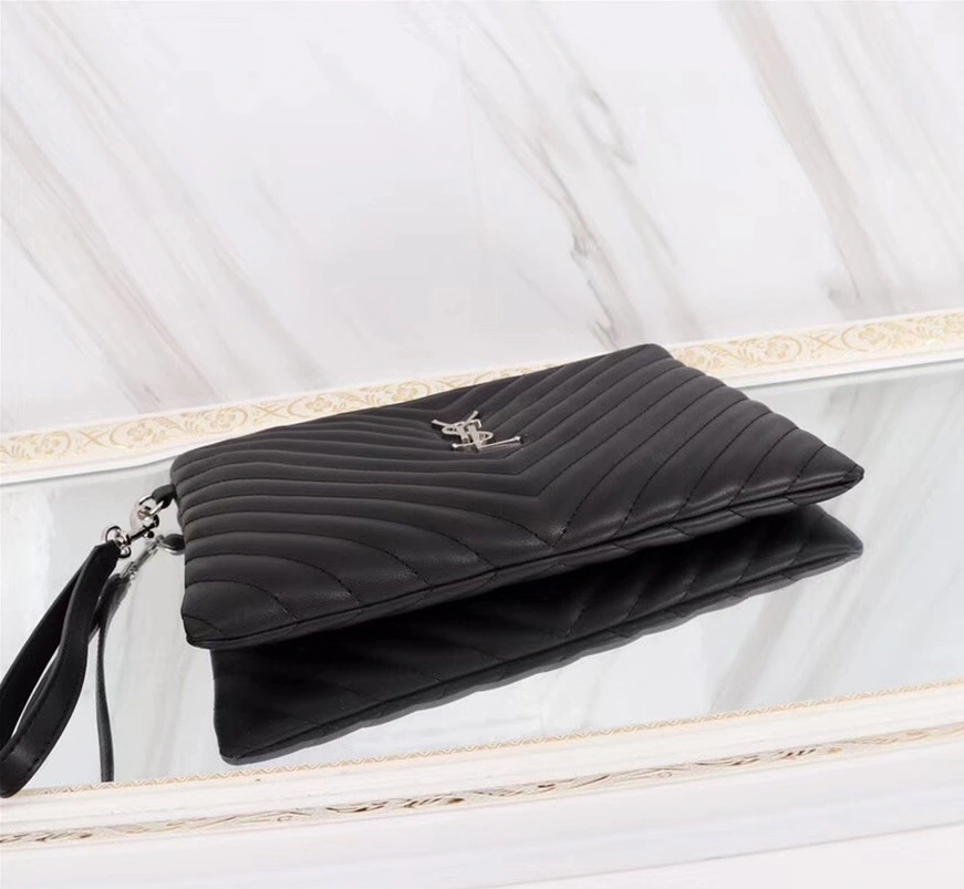 Yves Saint Laurent AAA Quality Wallets Trendsetting 3101