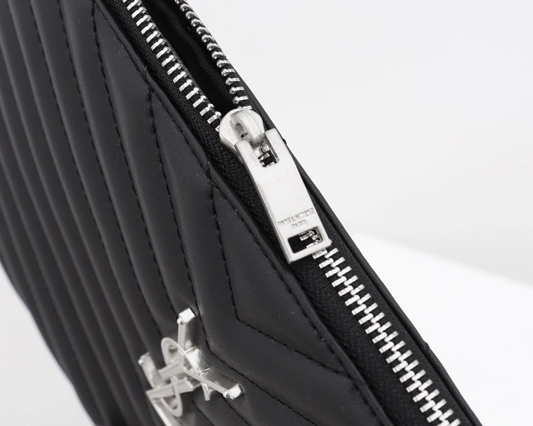 Yves Saint Laurent AAA Wallets For Women SportInspired 7277