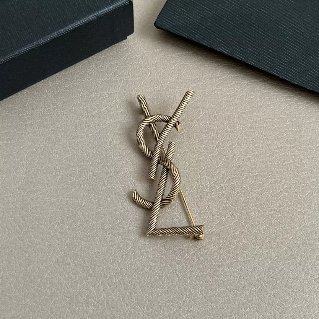 Yves Saint Laurent Brooches For Women AllSeason 5020