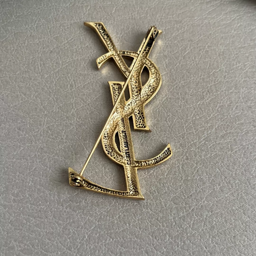Yves Saint Laurent Brooches For Women Fashionable 5333