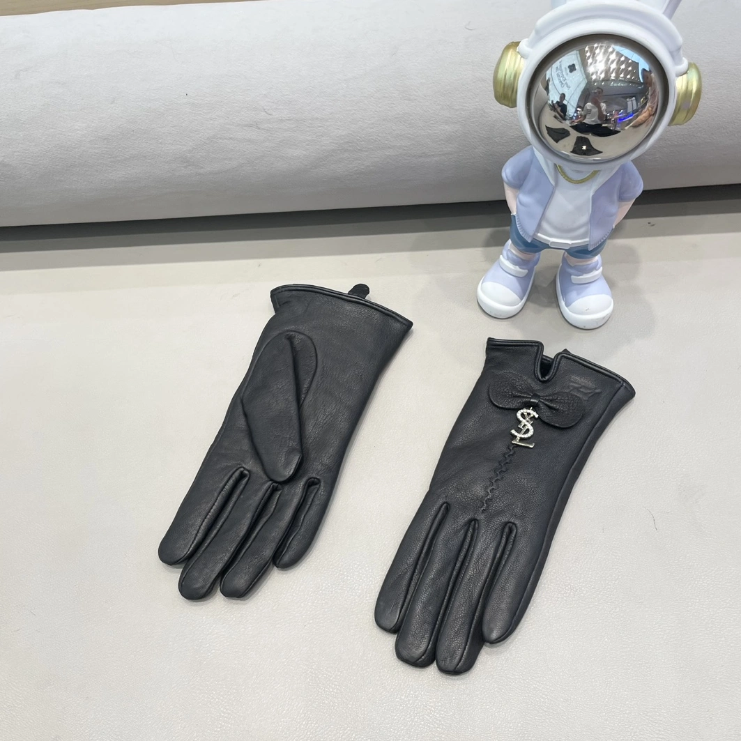 Yves Saint Laurent Gloves For Women Cozy 1726