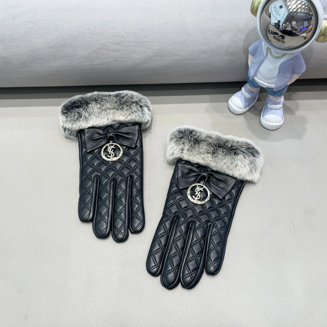 Yves Saint Laurent Gloves For Women Elegant 5647