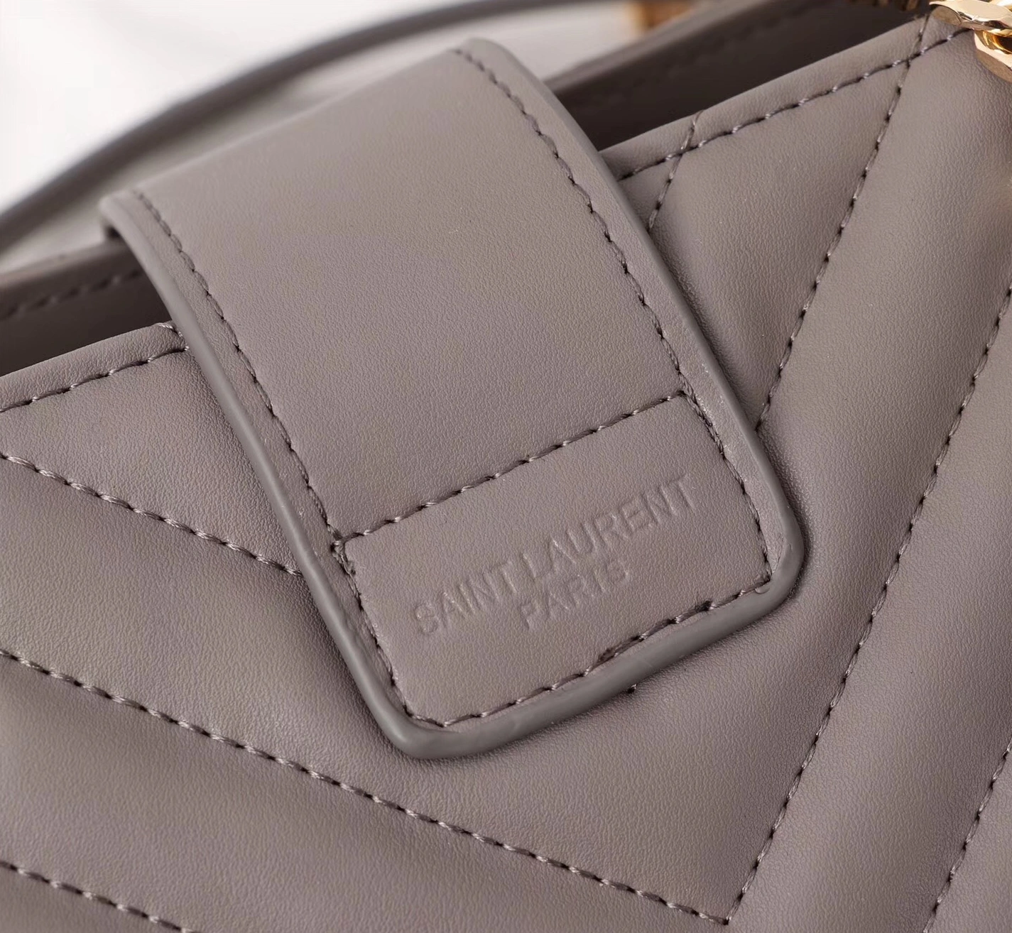 Yves Saint Laurent YSL AAA Quality Handbags Refined 9543