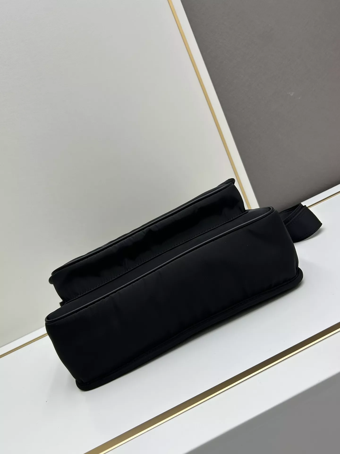 Yves Saint Laurent YSL AAA Quality Messenger Bags For Unisex BestValue 5524