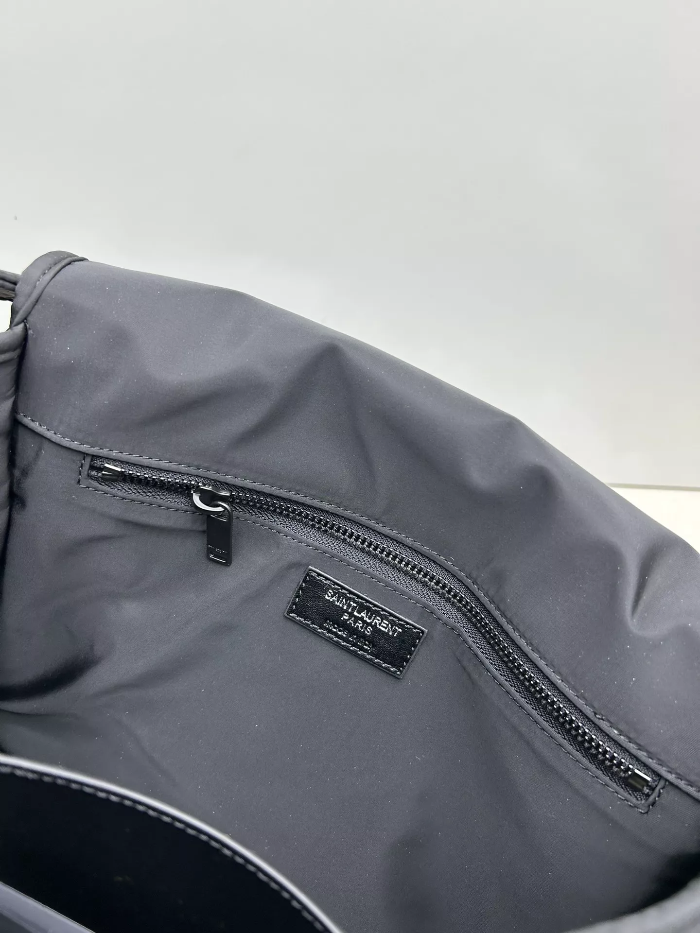 Yves Saint Laurent YSL AAA Quality Messenger Bags For Unisex BestValue 5524