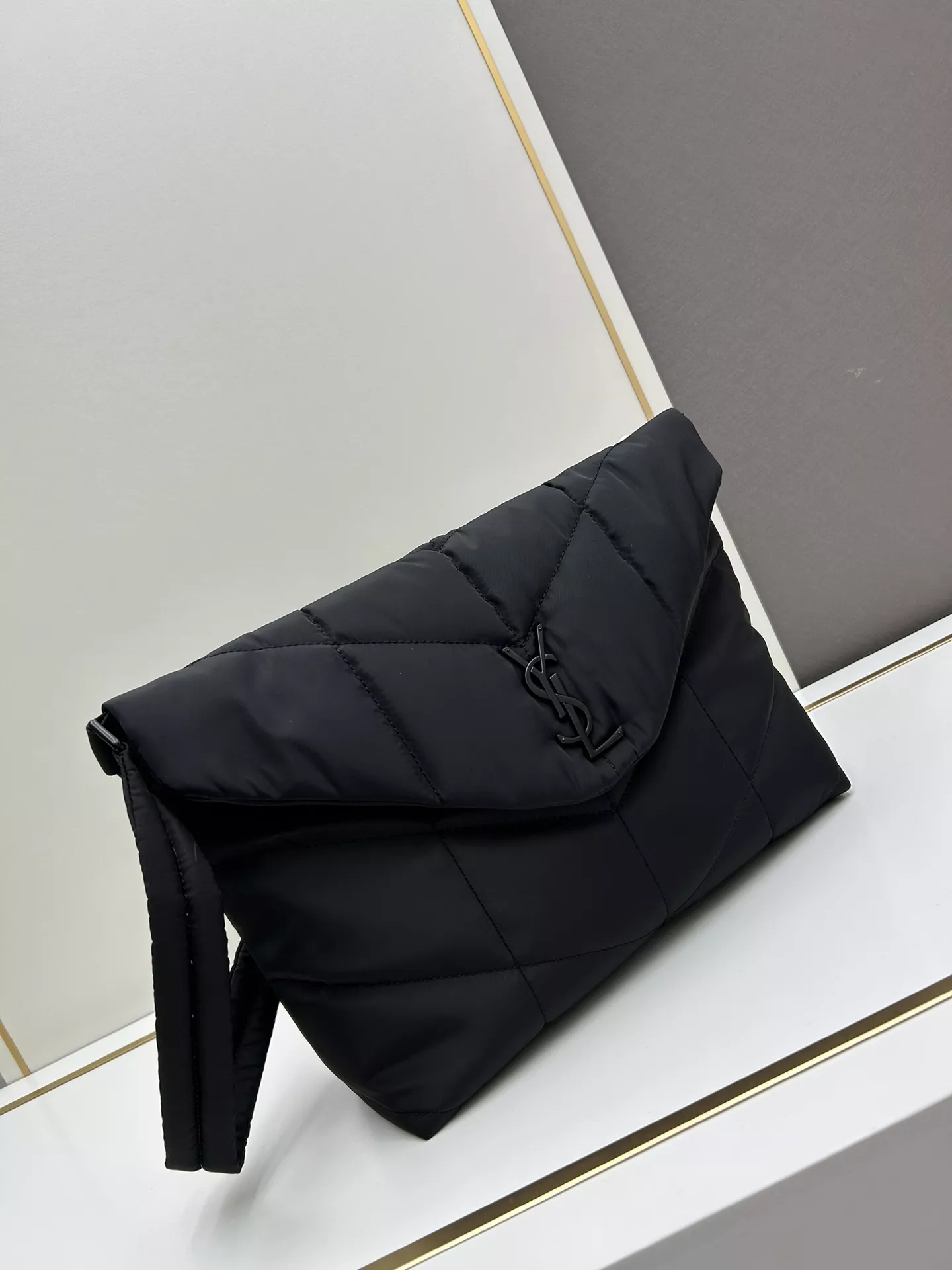 Yves Saint Laurent YSL AAA Quality Messenger Bags For Unisex UrbanStyle 7623