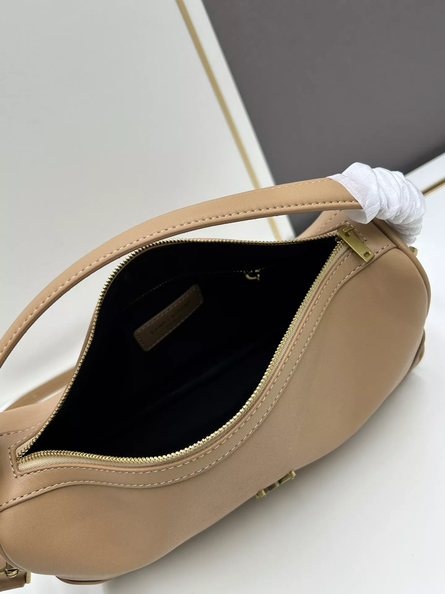 Yves Saint Laurent YSL AAA Quality Messenger Bags For Women Affordable 4119