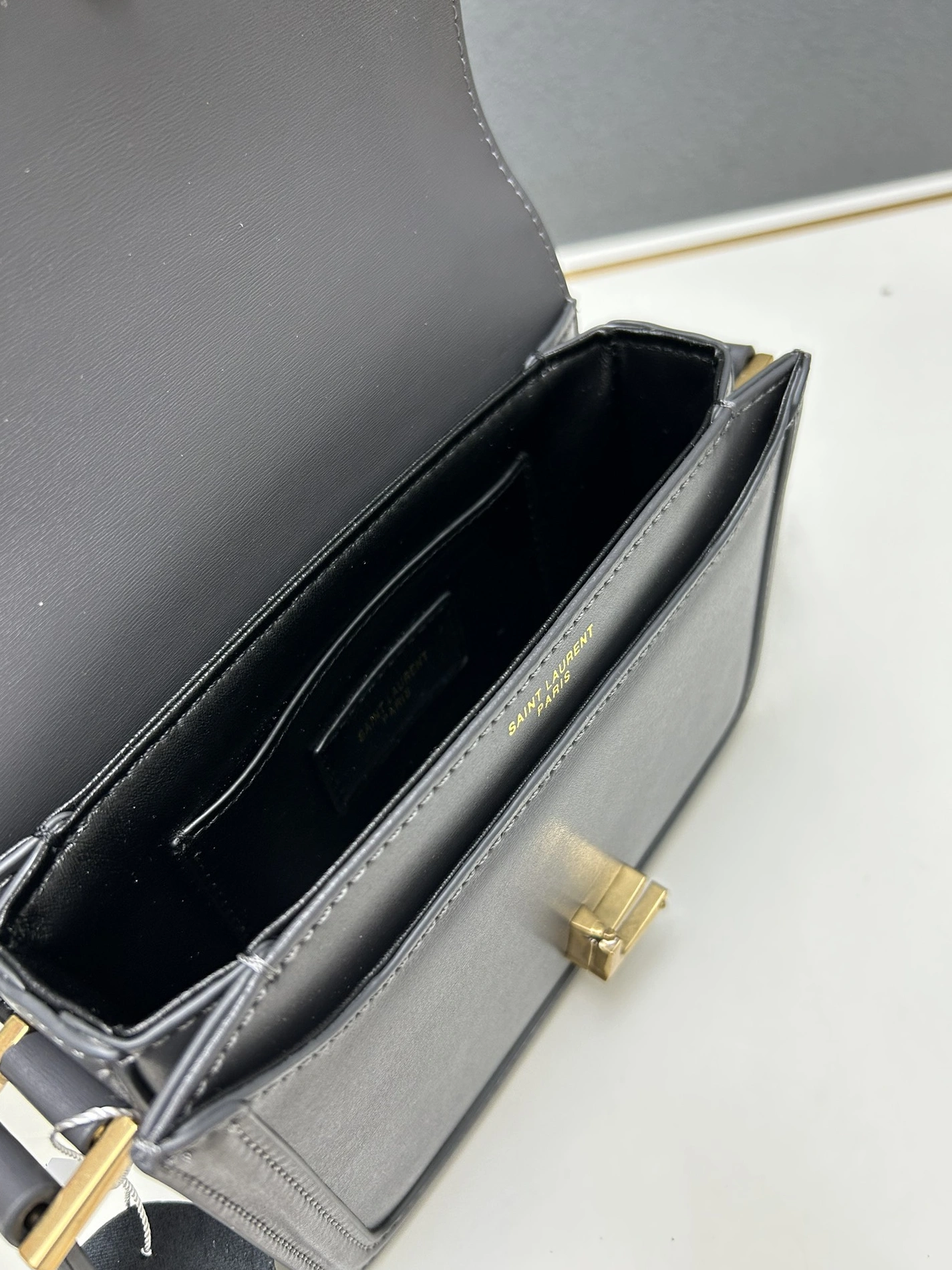 Yves Saint Laurent YSL AAA Quality Messenger Bags For Women Bold 6220