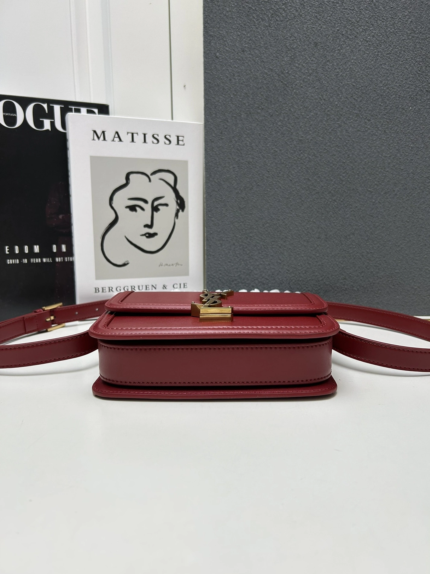 Yves Saint Laurent YSL AAA Quality Messenger Bags For Women Classic 411