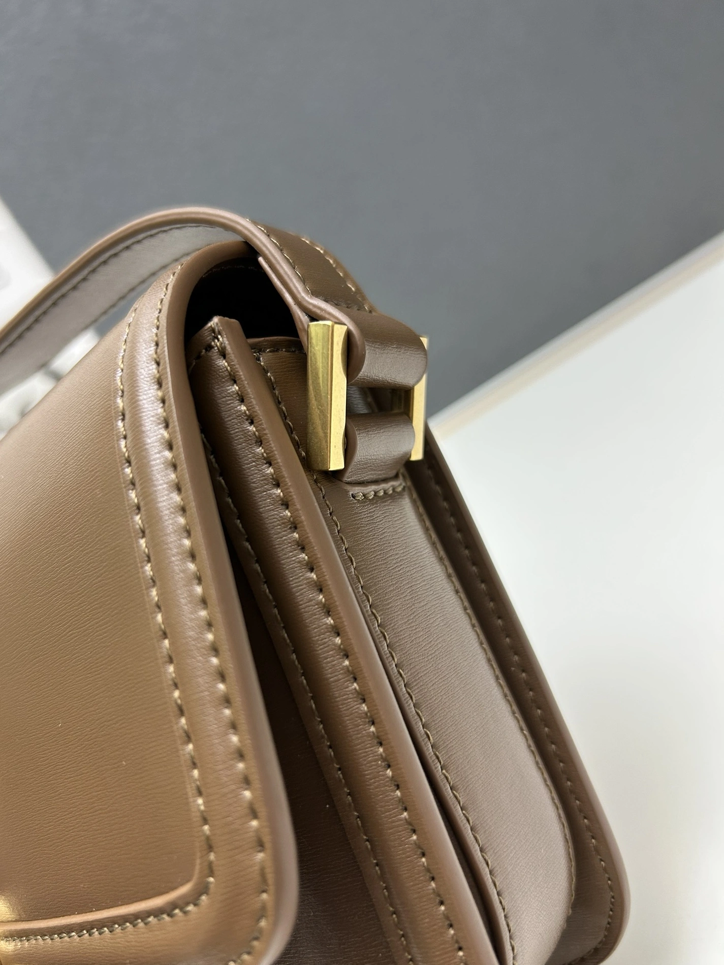 Yves Saint Laurent YSL AAA Quality Messenger Bags For Women Comfortable 2078