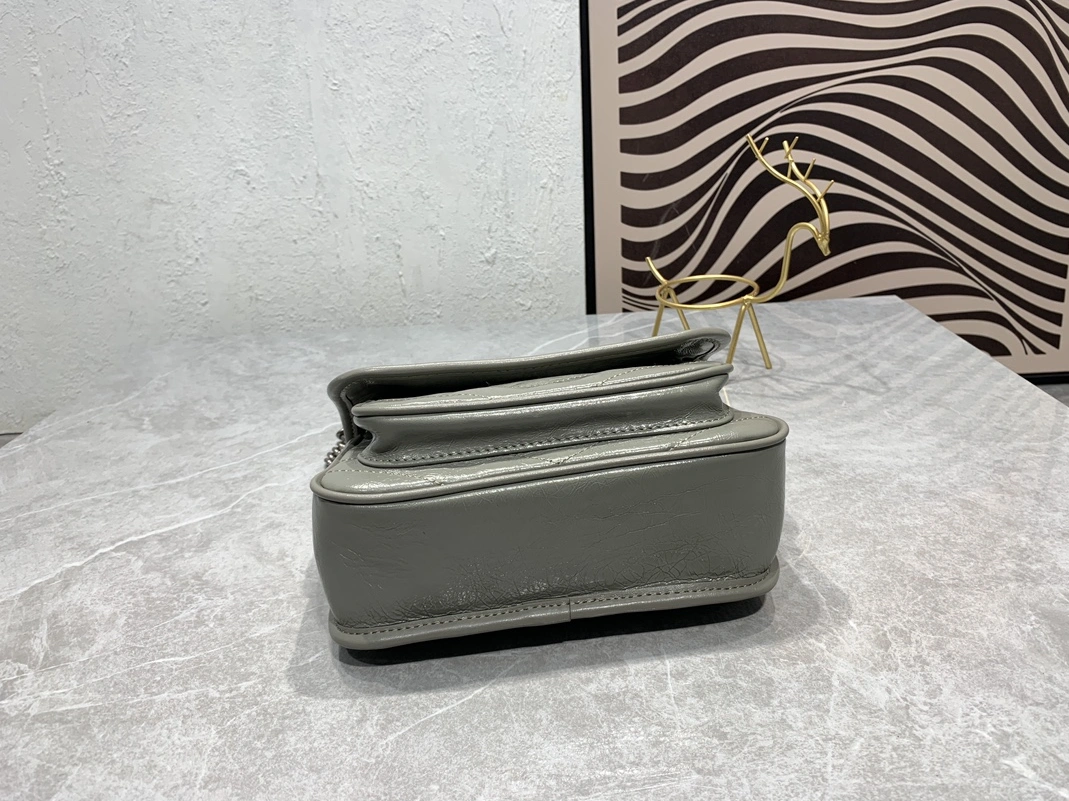 Yves Saint Laurent YSL AAA Quality Messenger Bags For Women Compact 6274