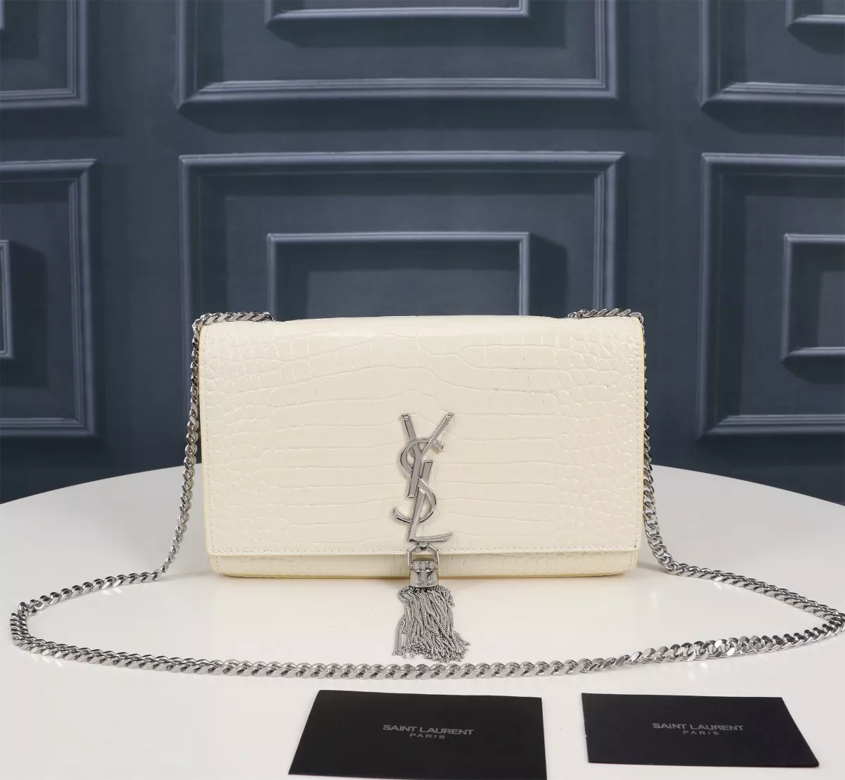Yves Saint Laurent YSL AAA Quality Messenger Bags For Women Cozy 2221
