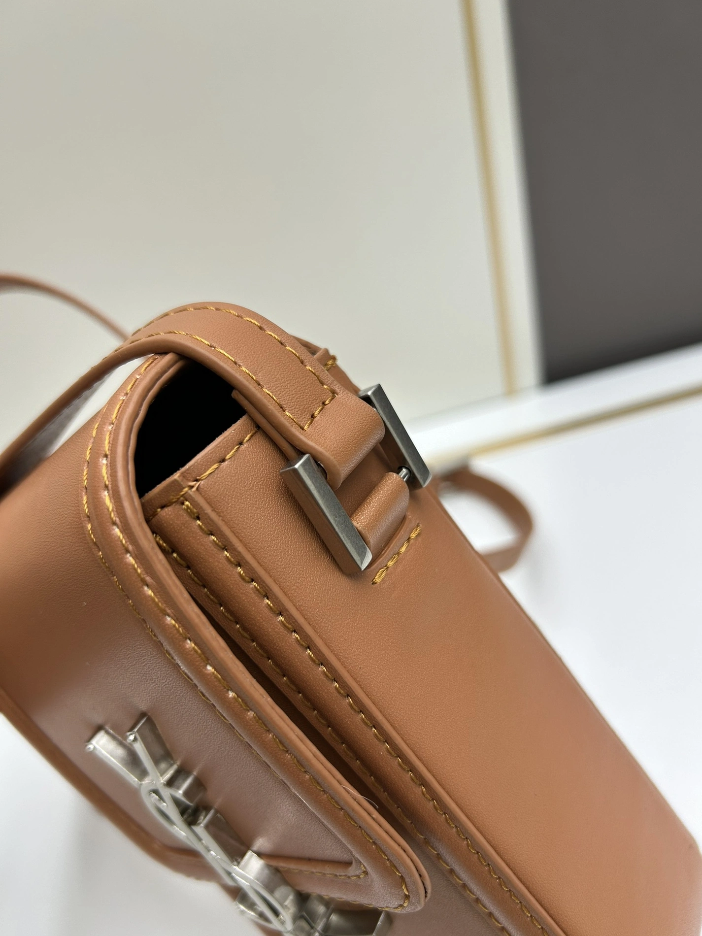 Yves Saint Laurent YSL AAA Quality Messenger Bags For Women Elegant 6386