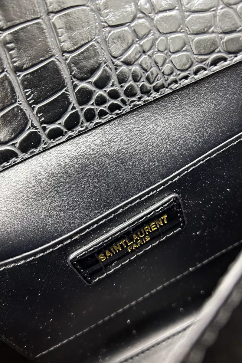 Yves Saint Laurent YSL AAA Quality Messenger Bags For Women Elegant 9088
