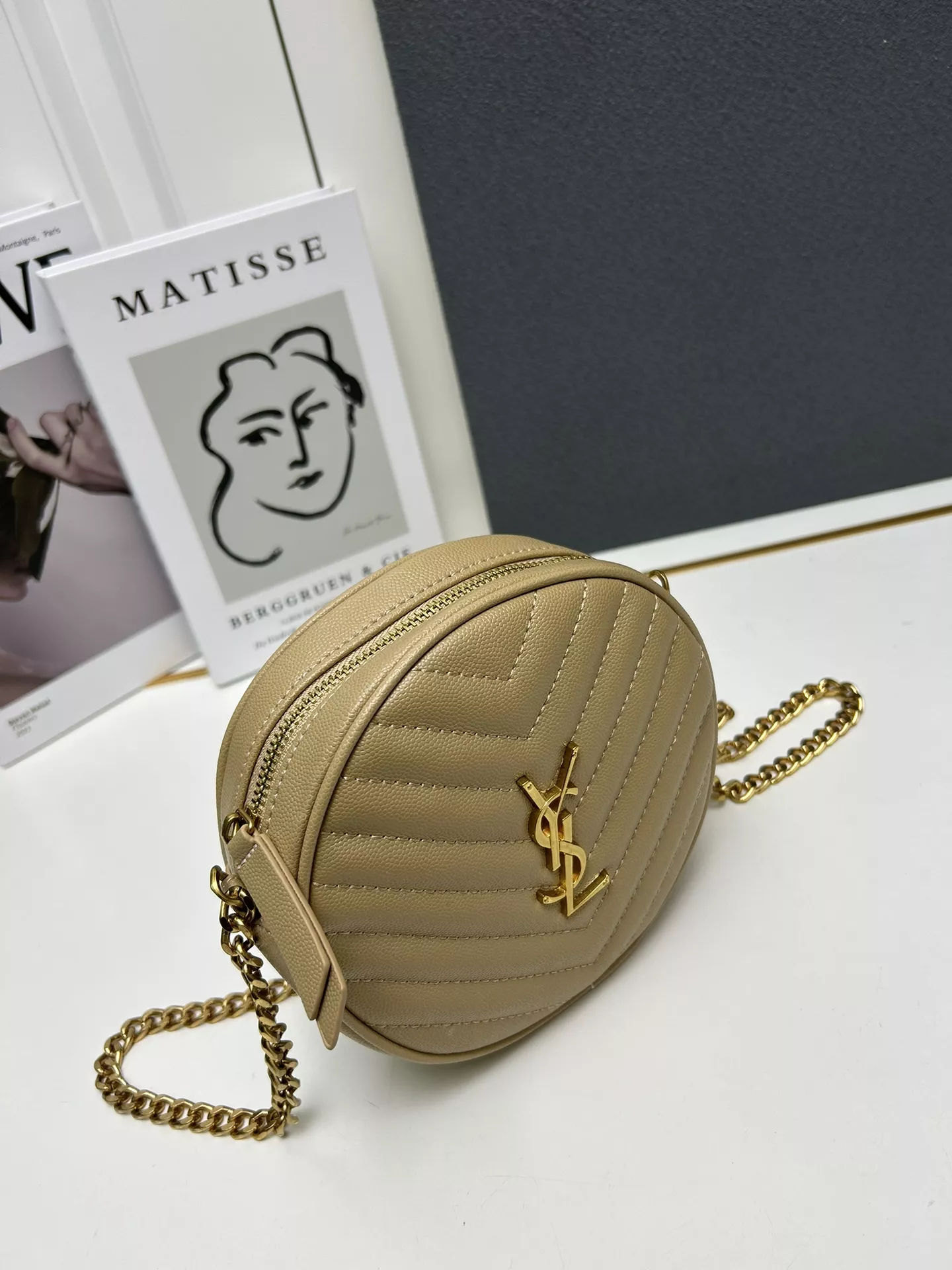 Yves Saint Laurent YSL AAA Quality Messenger Bags For Women Minimalist 1361