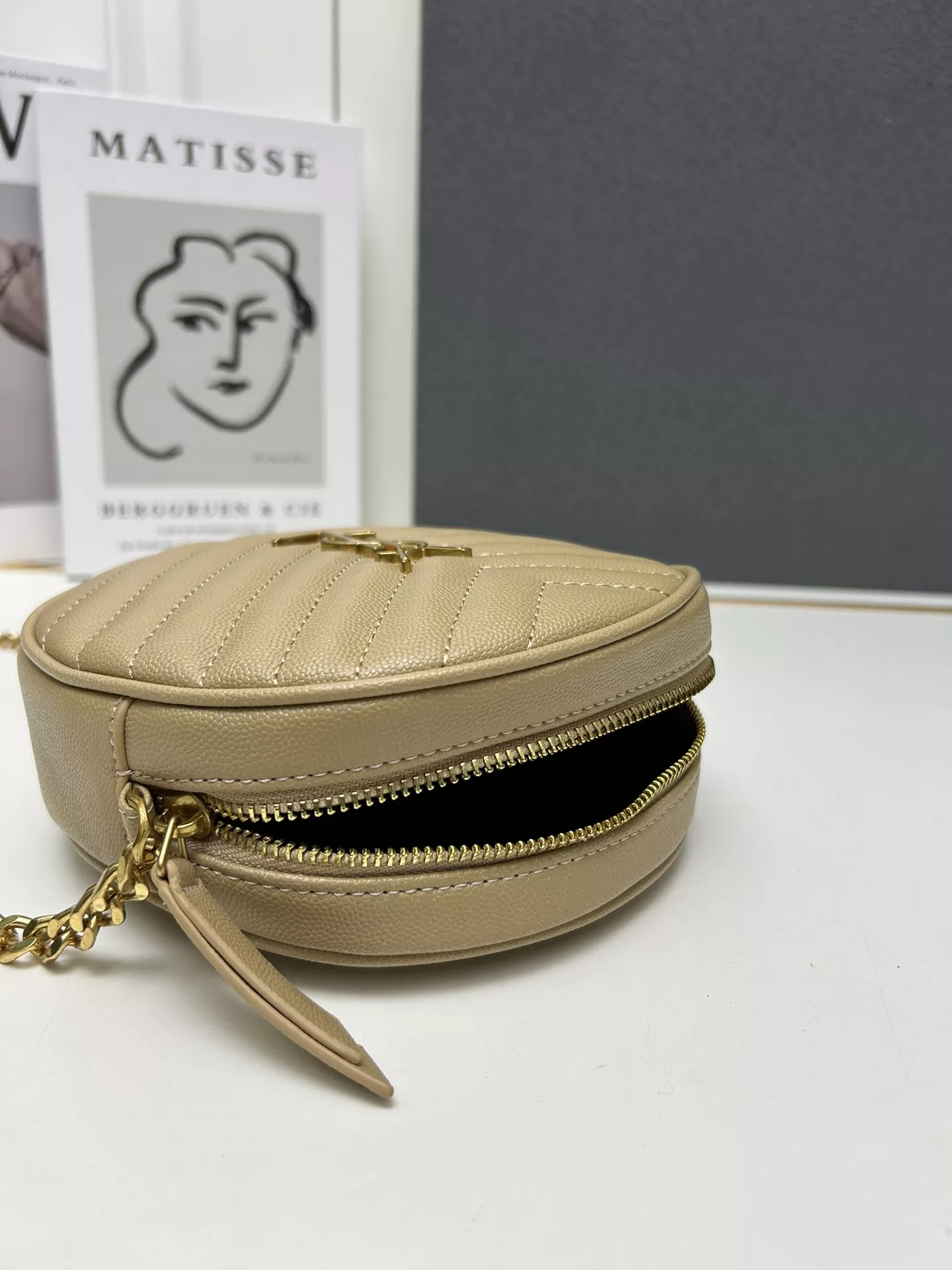 Yves Saint Laurent YSL AAA Quality Messenger Bags For Women Minimalist 1361