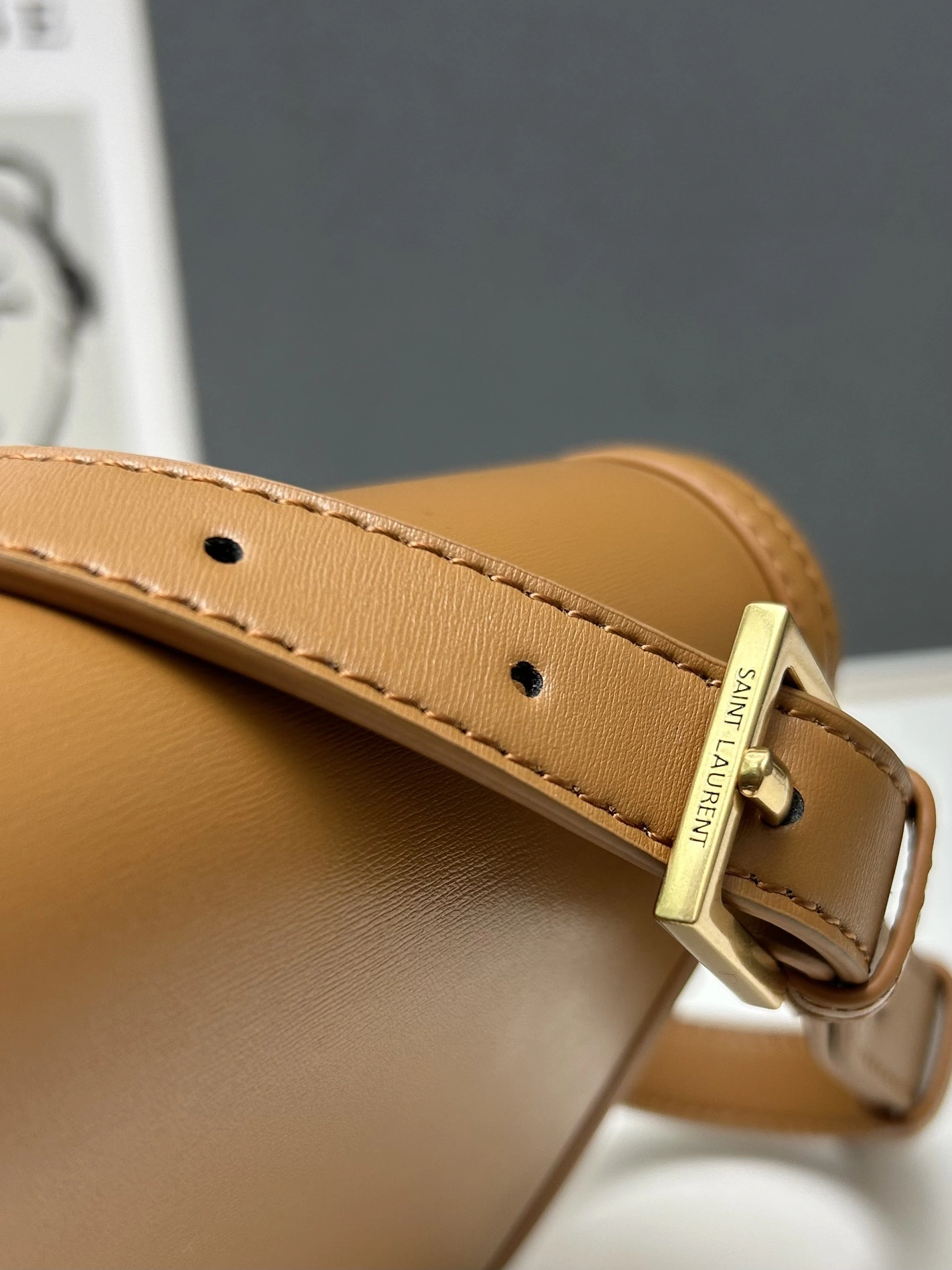 Yves Saint Laurent YSL AAA Quality Messenger Bags For Women ModernLook 4367