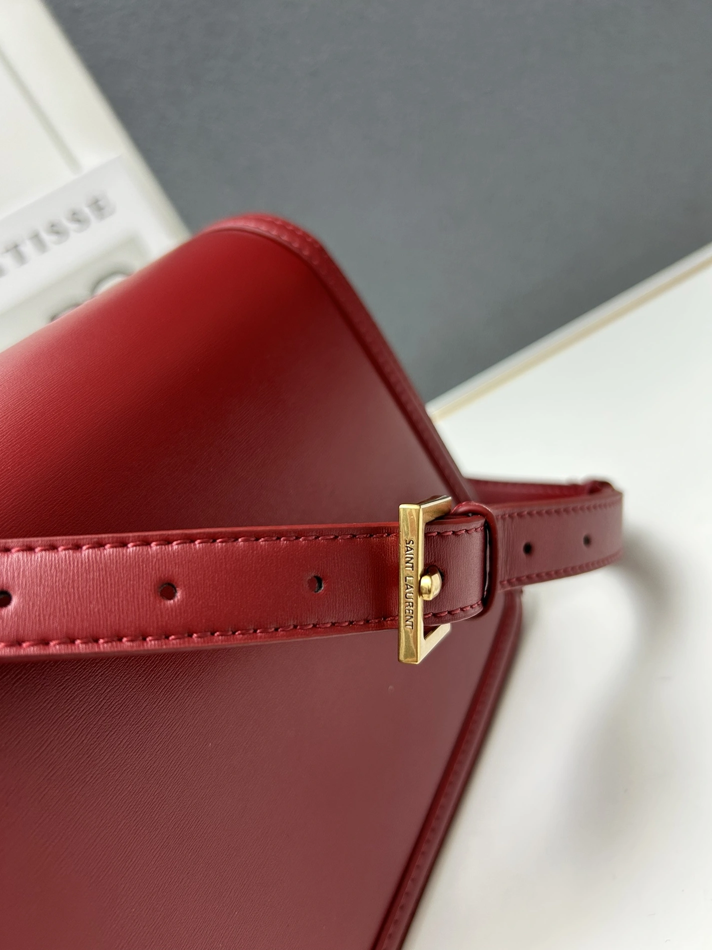 Yves Saint Laurent YSL AAA Quality Messenger Bags For Women ModernLook 4838